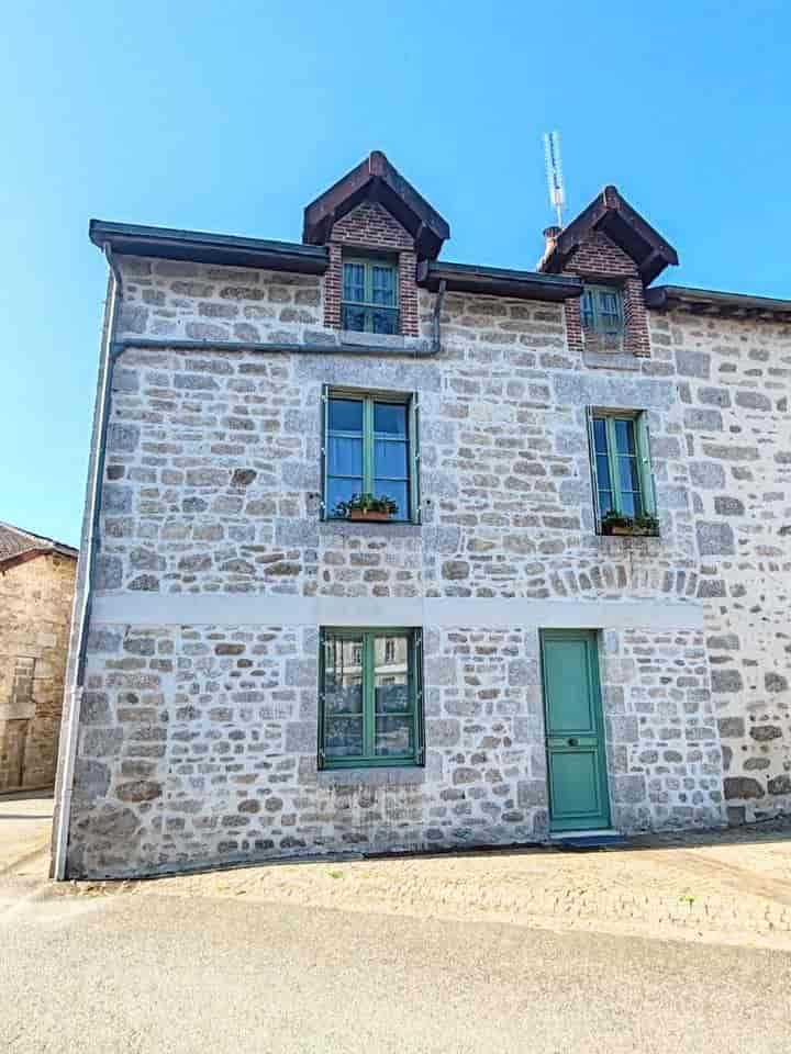 4 bedrooms house for sale in  France