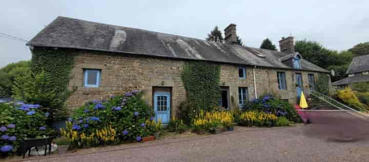 6 bedrooms house for sale in  France