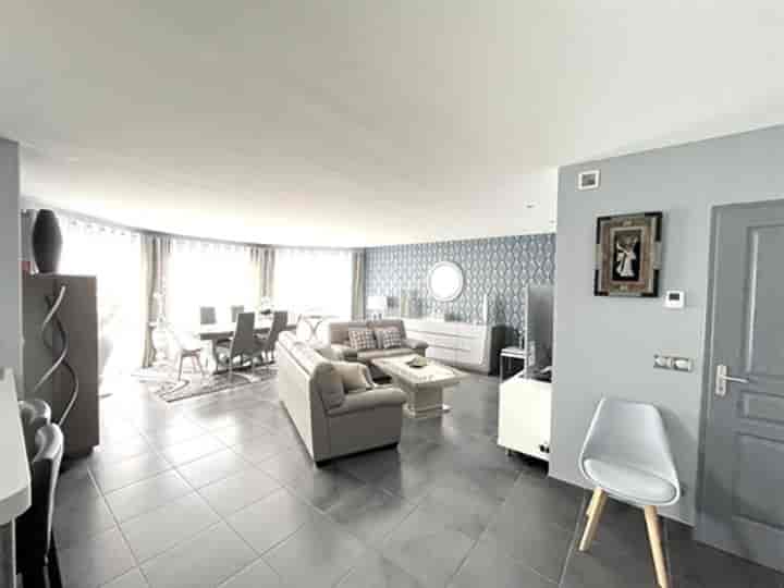 5 bedrooms other for sale in Cauville-sur-Mer, France