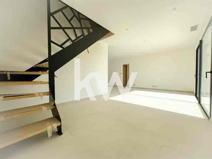 3 bedrooms house for sale in Saint-Gilles, France