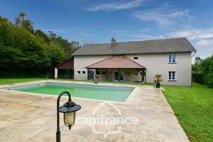 4 bedrooms house for sale in Poligny, France