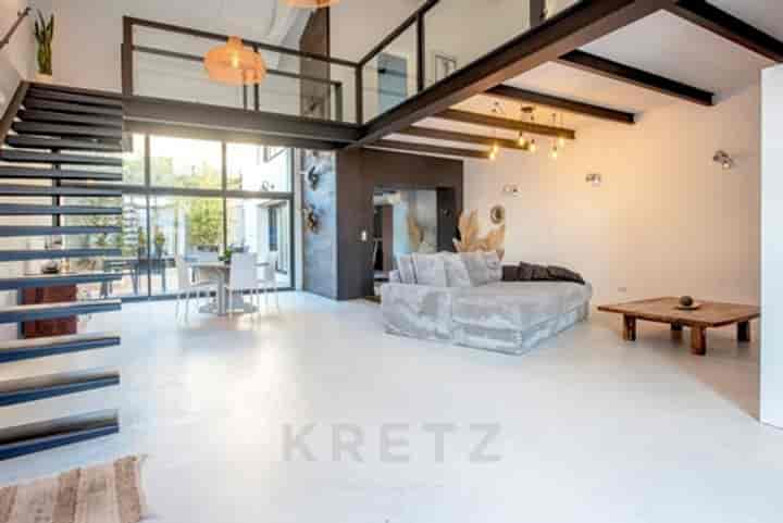 4 bedrooms other for sale in Saint-Laurent-dAigouze, France