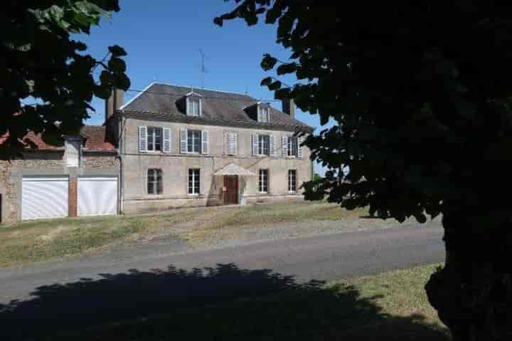 5 bedrooms house for sale in Chatelus-Malvaleix, France