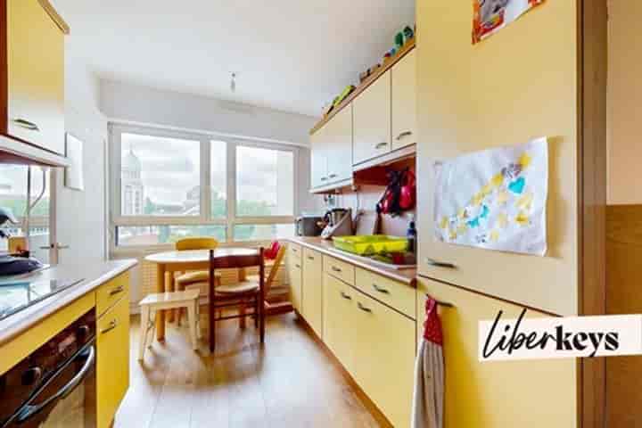 3 bedrooms apartment for sale in Lille, France