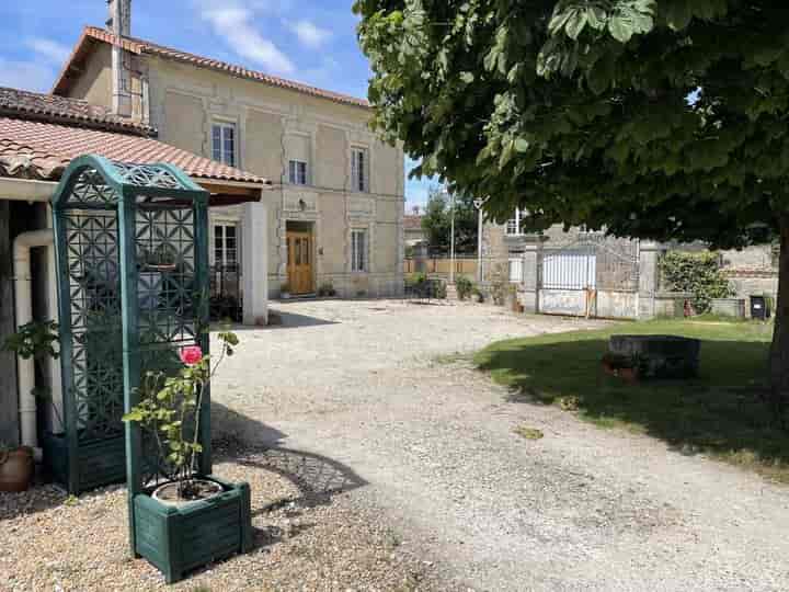 3 bedrooms house for sale in  France