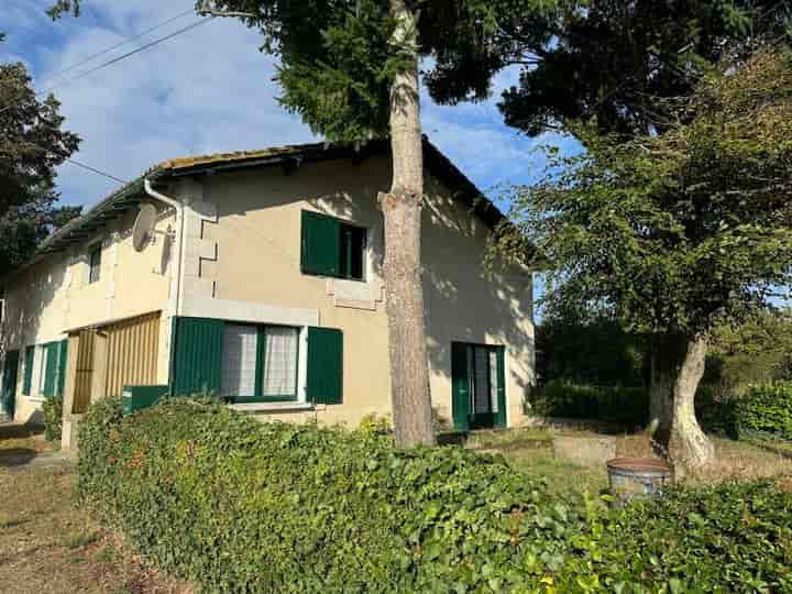 4 bedrooms house for sale in  France