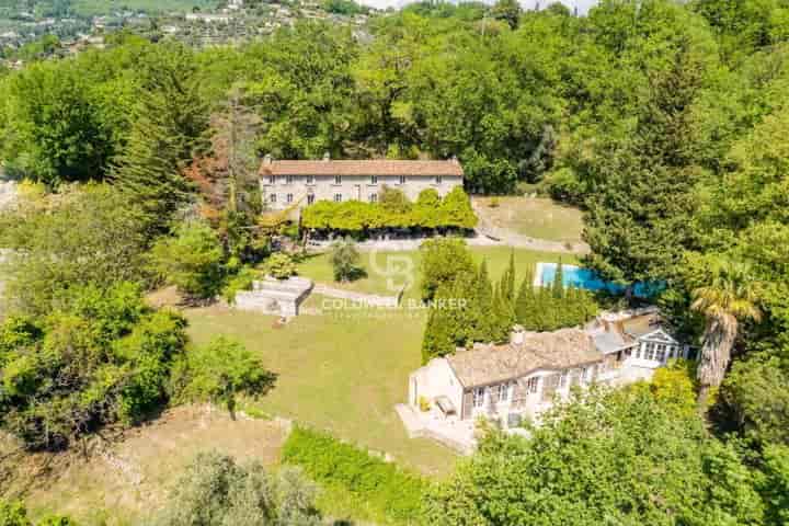 7 bedrooms house for sale in  France