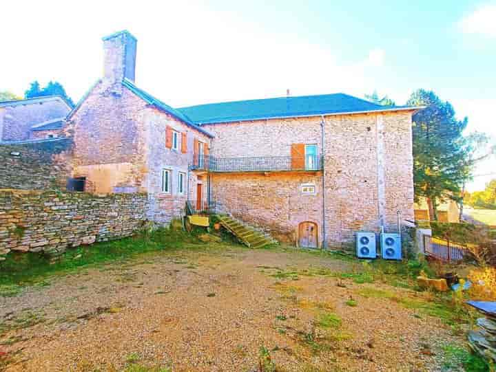 5 bedrooms house for sale in SALLES CURAN, France