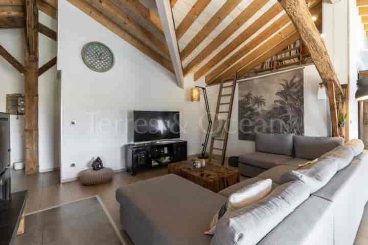 6 bedrooms house for sale in  France