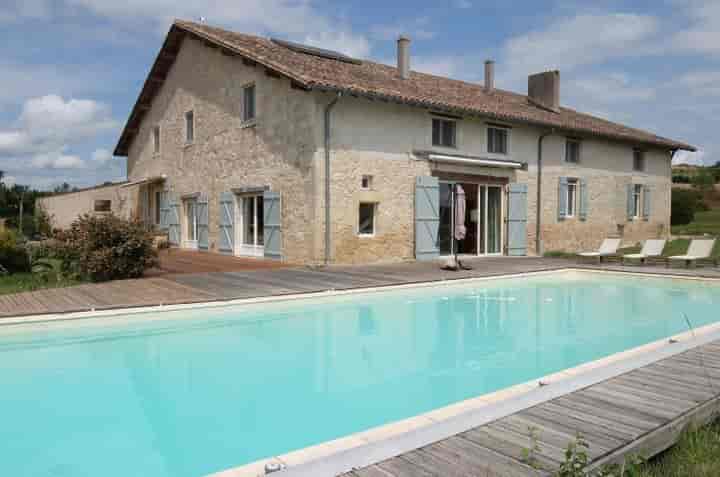 10 bedrooms house for sale in LECTOURE, France