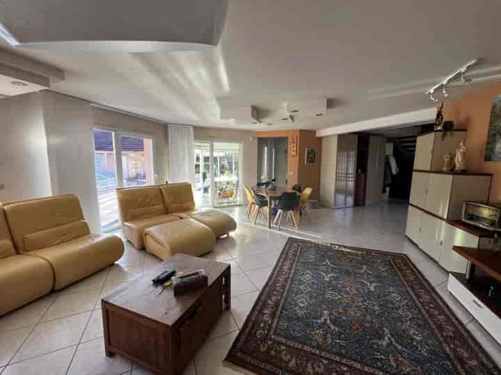 6 bedrooms house for sale in Besancon, France