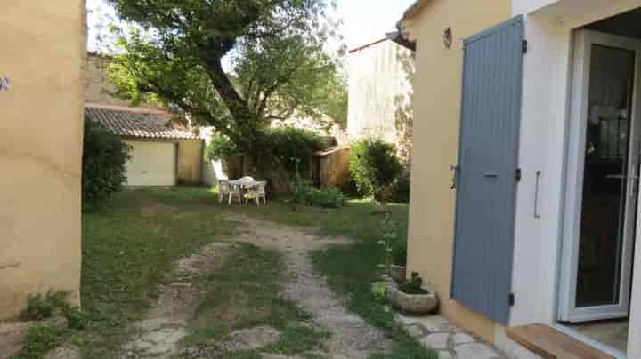 4 bedrooms house for sale in mondragon, France