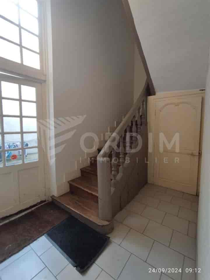 Apartment for sale in Auxerre, France