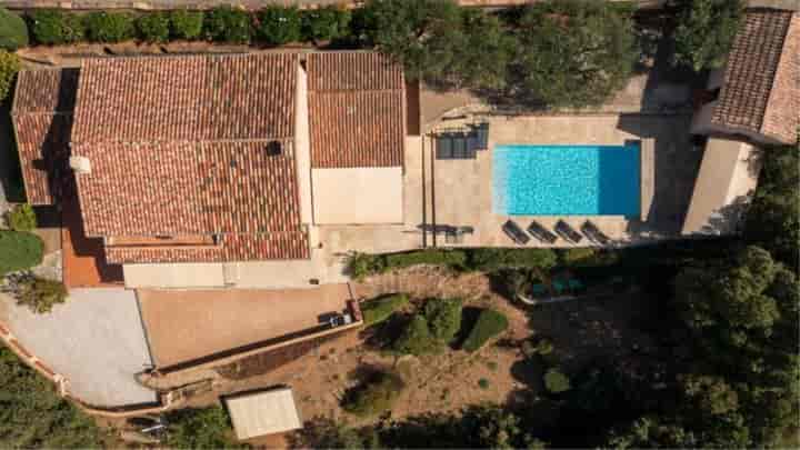 6 bedrooms house for sale in Les Arcs-sur-Argens, France