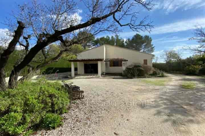 2 bedrooms house for sale in Cuers, France