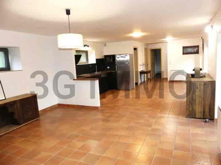 9 bedrooms house for sale in Bubry, France
