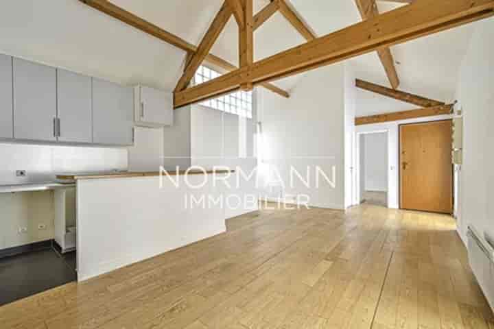 1 bedroom other for sale in Puteaux, France