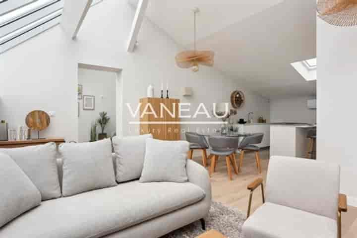 2 bedrooms house for sale in Paris 16eme, France