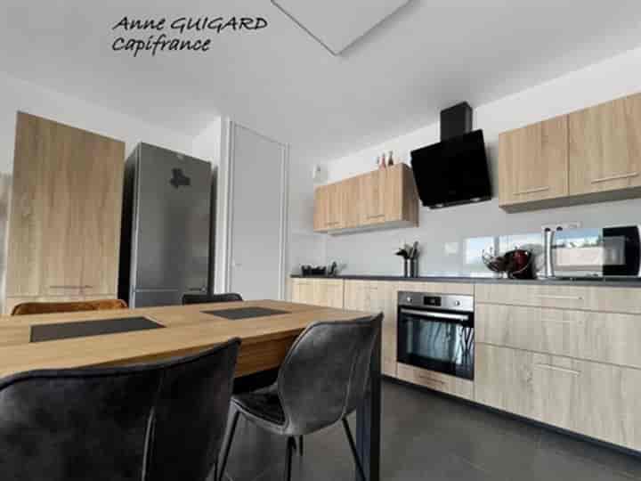 2 bedrooms apartment for sale in Annecy, France