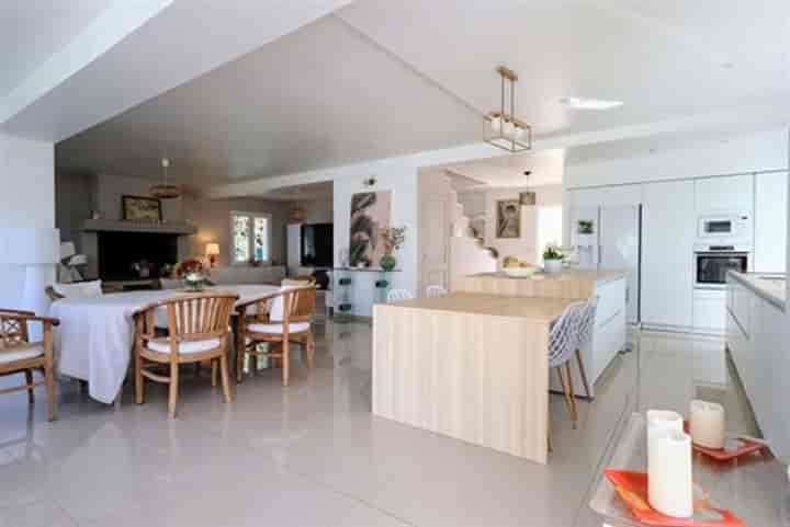 8 bedrooms other for sale in Montpellier, France