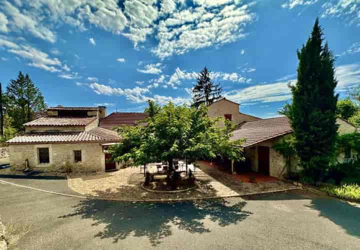 4 bedrooms house for sale in SECTEUR MARTEL, France