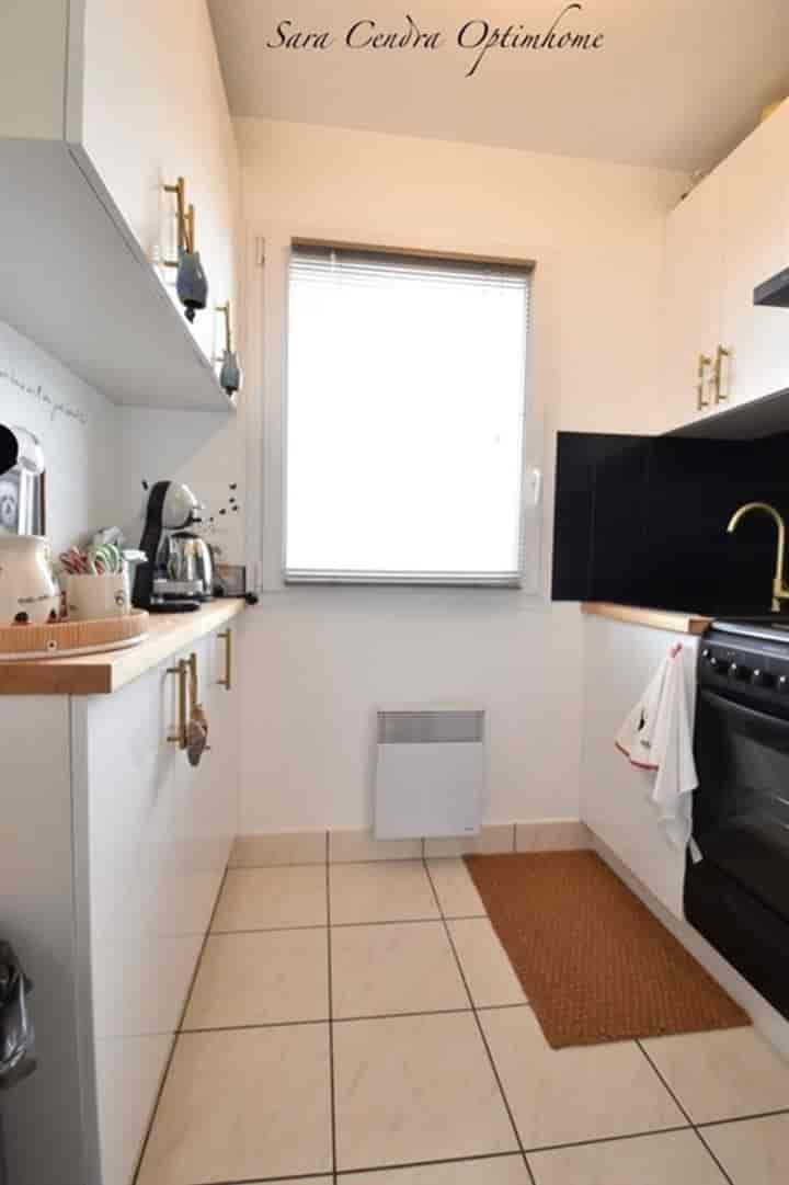 1 bedroom apartment for sale in Vannes, France