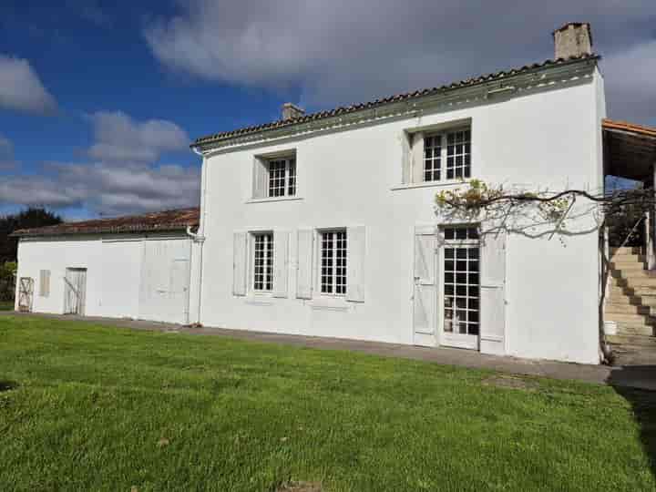 2 bedrooms house for sale in courcoury, France