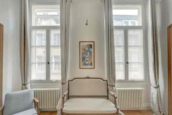 2 bedrooms apartment for sale in Aix-en-Provence, France