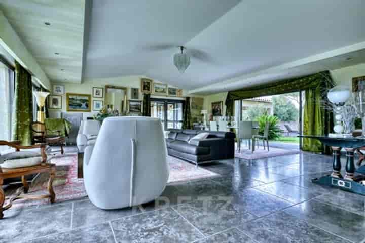 6 bedrooms other for sale in Montpellier, France