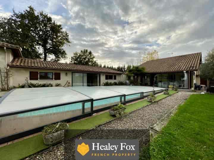 4 bedrooms house for sale in  France