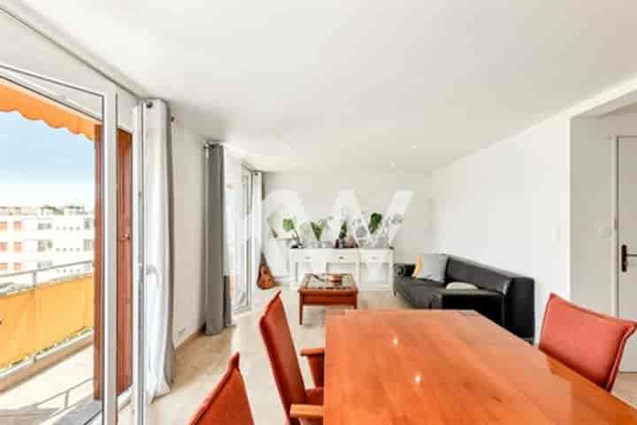 2 bedrooms apartment for sale in Saint-Raphael, France