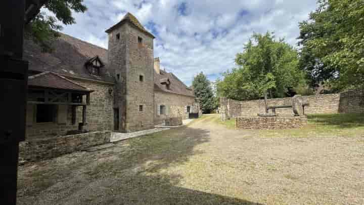 6 bedrooms house for sale in 7 KM DE GRAMAT, France