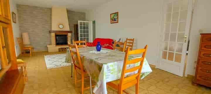 House for sale in Fourques-sur-Garonne, France