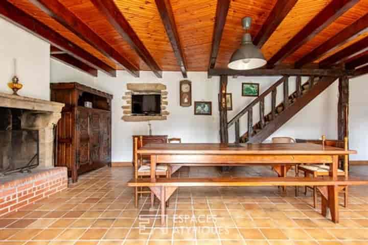 6 bedrooms house for sale in Saint-Georges-de-Pointindoux, France