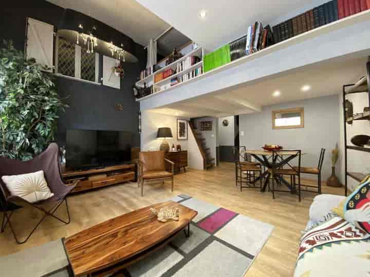 2 bedrooms house for sale in RODEZ, France