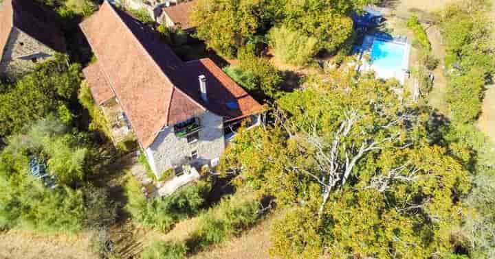 7 bedrooms house for sale in FIGEAC, France