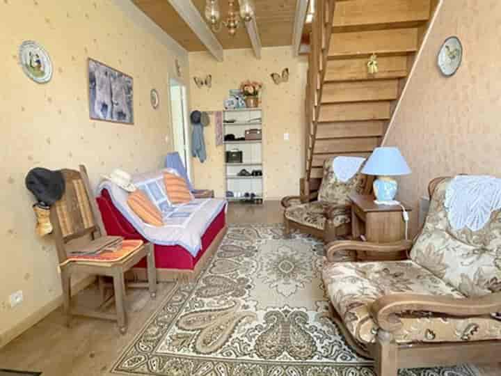 2 bedrooms house for sale in Longre, France