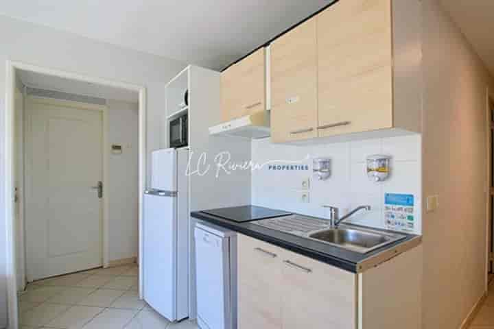 2 bedrooms apartment for sale in Frejus, France