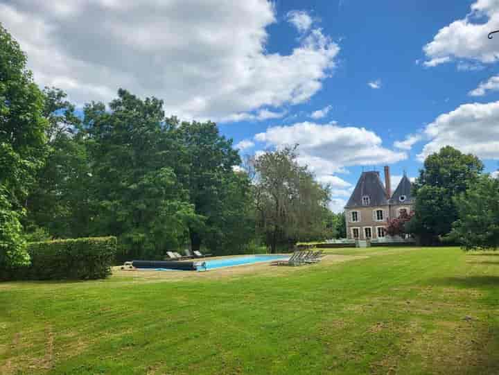 7 bedrooms house for sale in  France