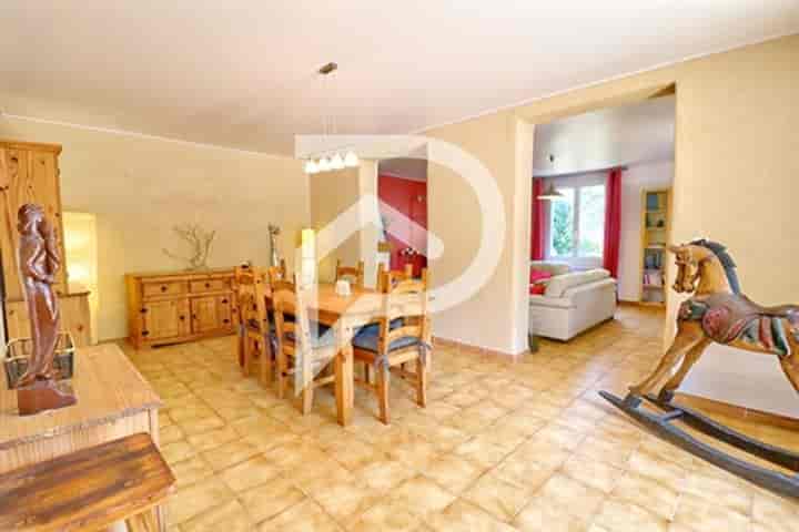 2 bedrooms house for sale in Saint-Michel-lObservatoire, France