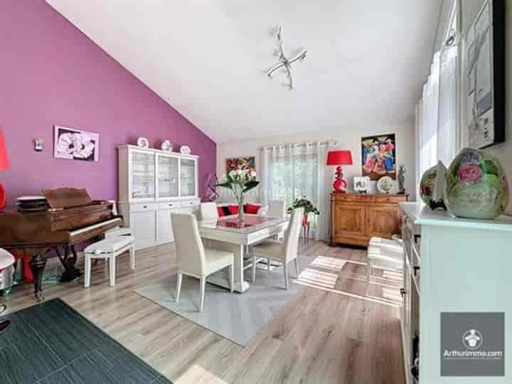 5 bedrooms house for sale in Villerest, France