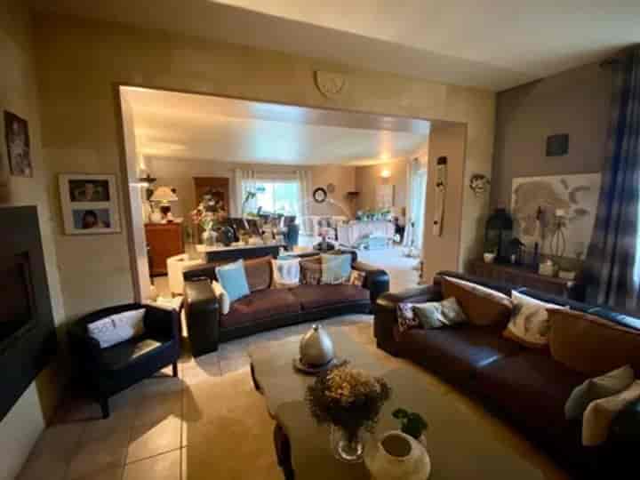 House for sale in Gardegan-et-Tourtirac, France