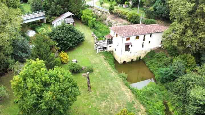 4 bedrooms house for sale in  France