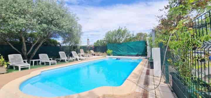 5 bedrooms house for sale in  France