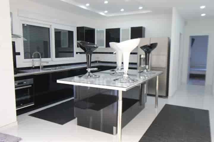 3 bedrooms other for sale in Haulchin, France