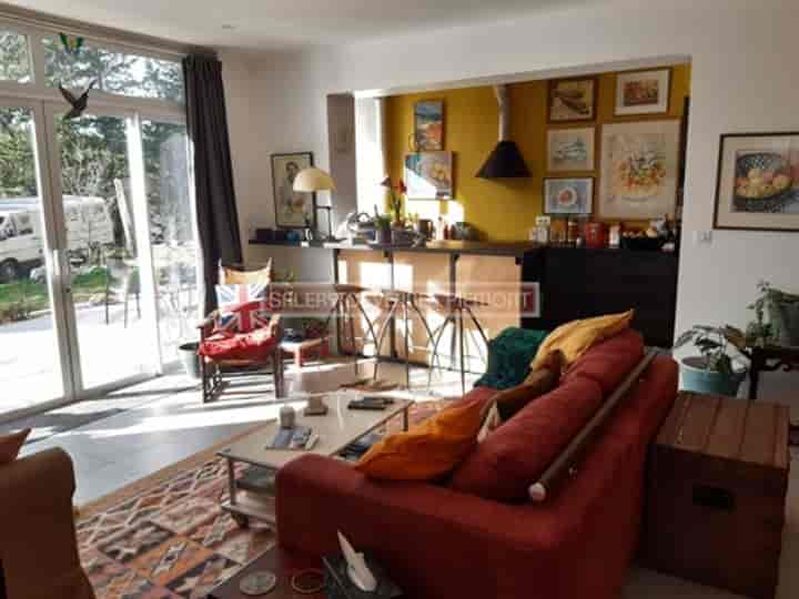 6 bedrooms house for sale in Saint-Hippolyte-du-Fort, France