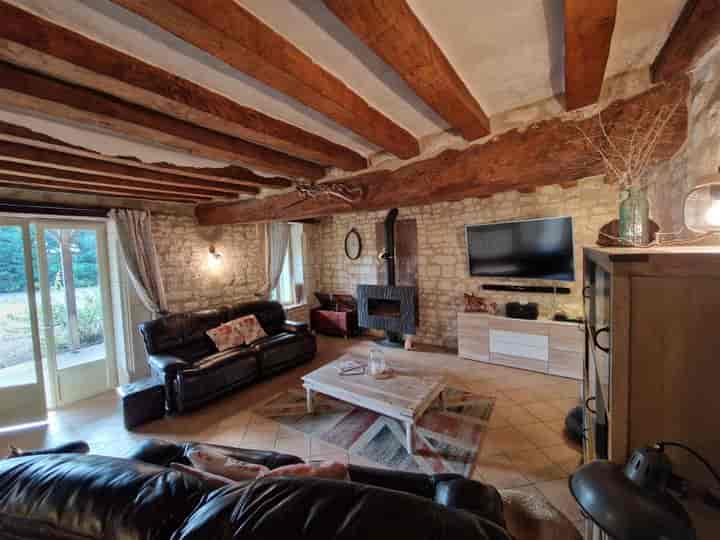 5 bedrooms house for sale in Vezieres, France