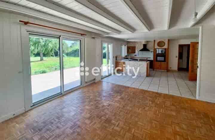 4 bedrooms house for sale in La Chatre, France