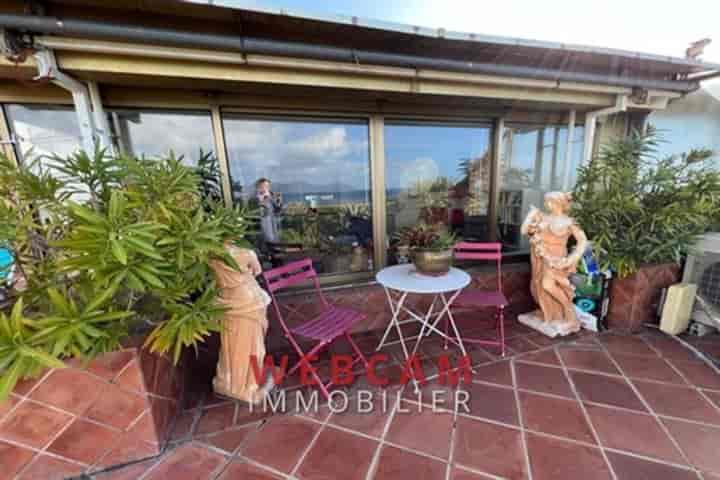 2 bedrooms apartment for sale in Cannes, France