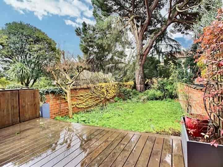 5 bedrooms house for sale in Bordeaux, France